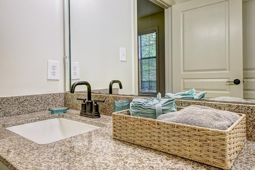 Apartamento Calm Peaceful Getaway Atlanta Exterior foto